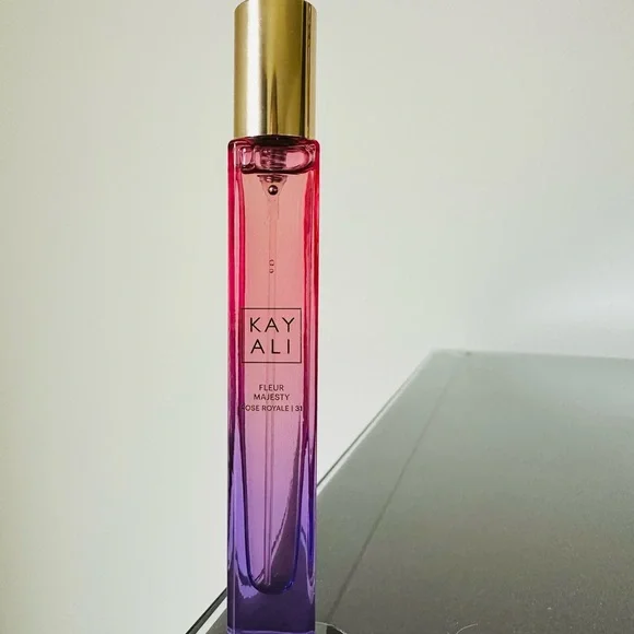 KAYALI FLEUR MAJESTY + 4 free mini fragrances - Picture 1 of 2
